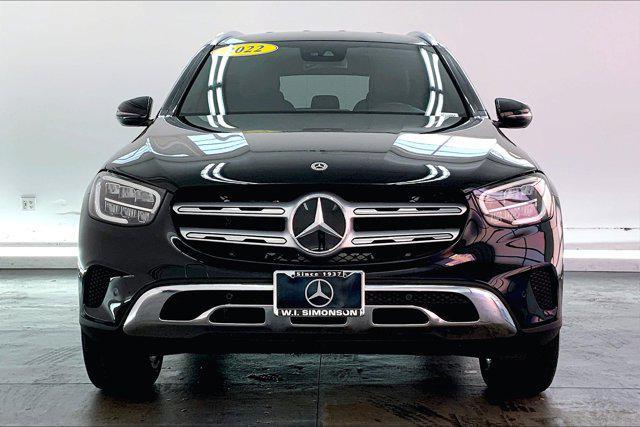 Photo of 2022 Black Mercedes-Benz GLC 300