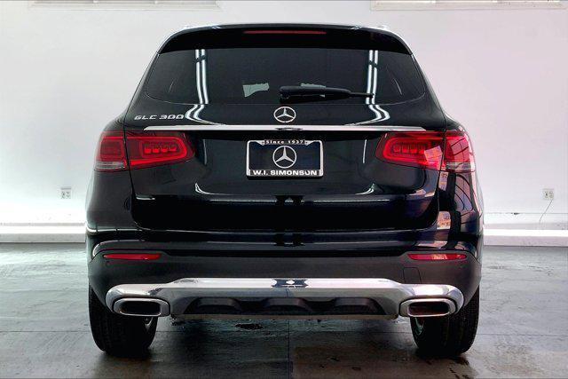 Photo of 2022 Black Mercedes-Benz GLC 300