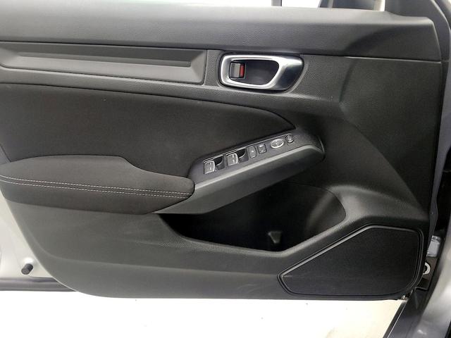Photo of 2022 Silver Honda Civic