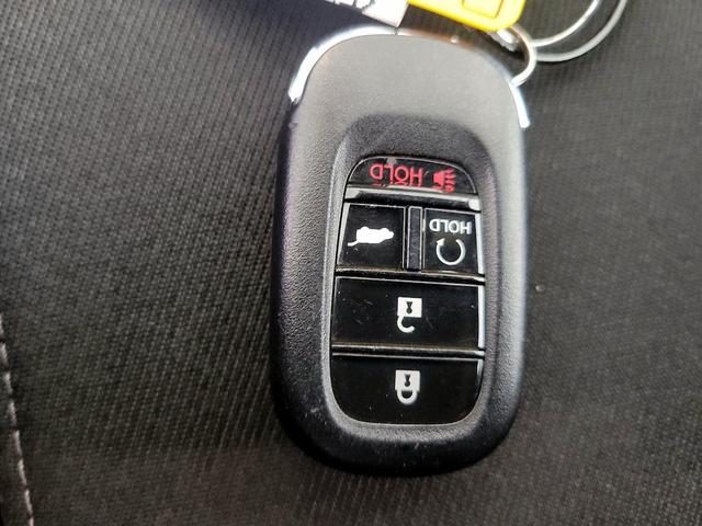 Photo of 2022 Silver Honda Civic