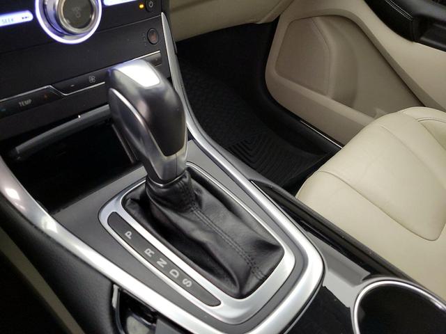 Photo of 2018 Red Ford Edge