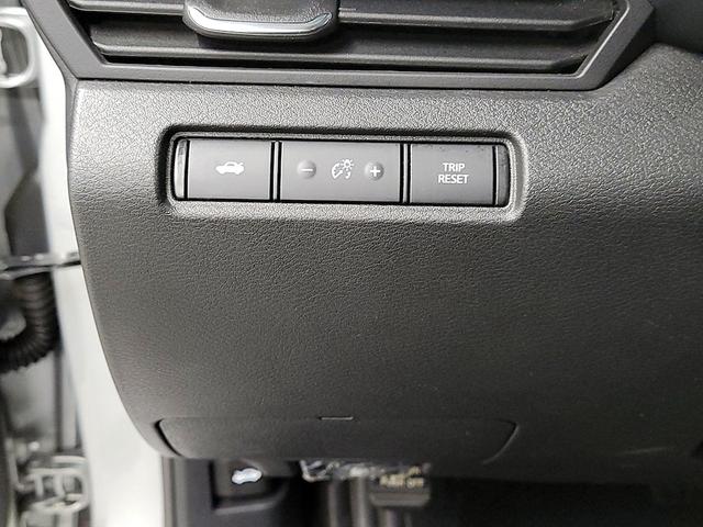 Photo of 2023 Silver Nissan Altima