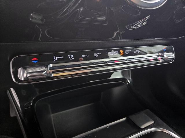 Photo of 2019 White Mercedes-Benz A-Class