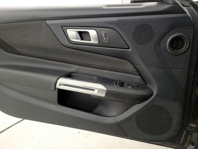 Photo of 2024 Gray Ford Mustang