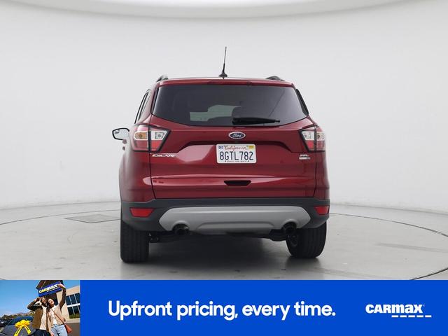 Photo of 2018 Red Ford Escape