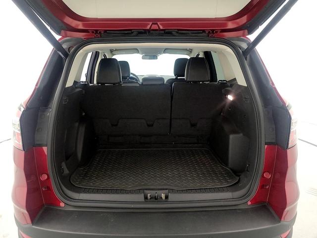 Photo of 2018 Red Ford Escape