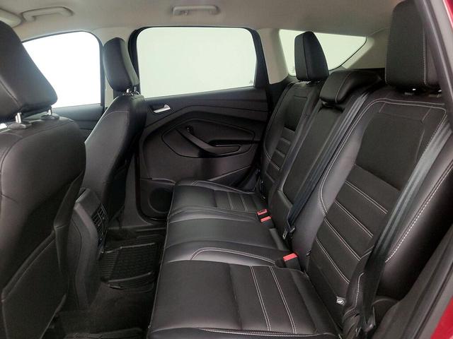 Photo of 2018 Red Ford Escape