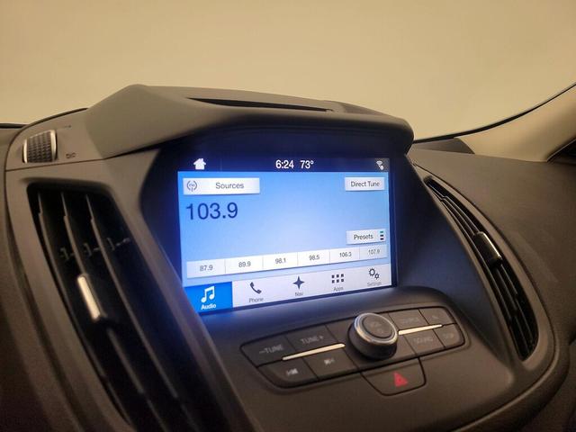 Photo of 2018 Red Ford Escape