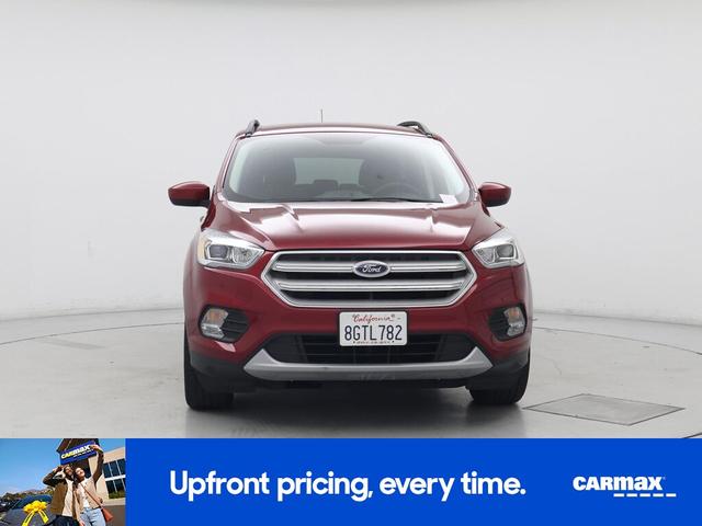 Photo of 2018 Red Ford Escape