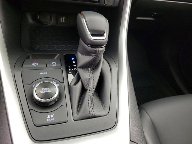 Photo of 2024 Blue Toyota RAV4 Hybrid