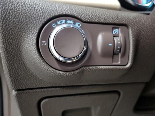 Photo of 2016 White Buick Verano