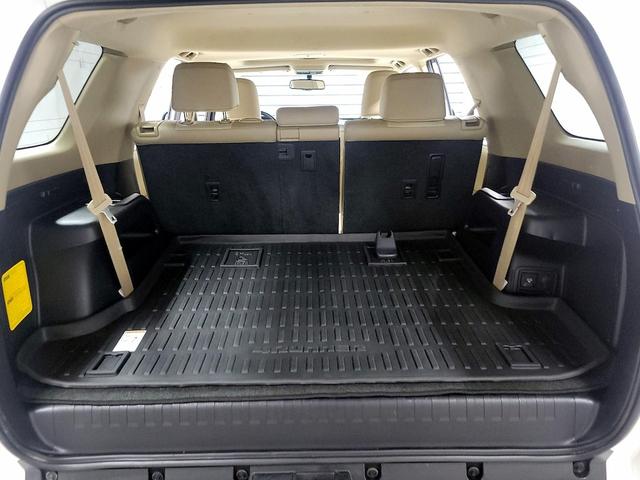 Photo of 2019 White Toyota 4Runner