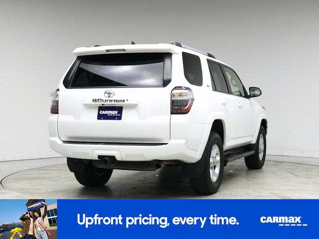 Photo of 2019 White Toyota 4Runner