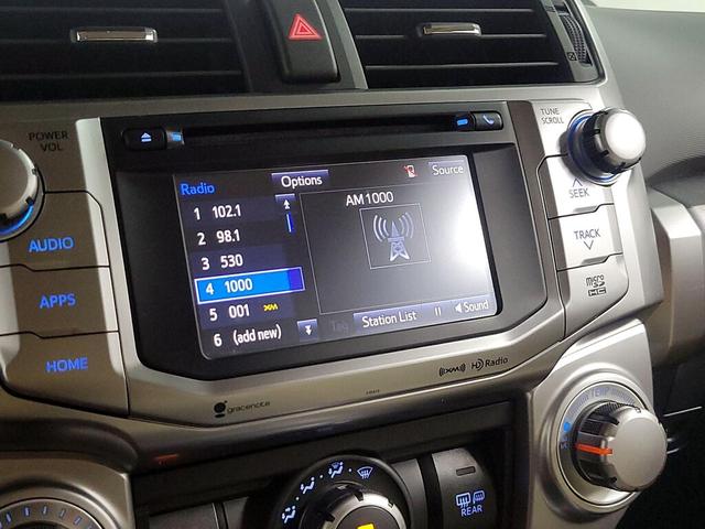 Photo of 2019 White Toyota 4Runner
