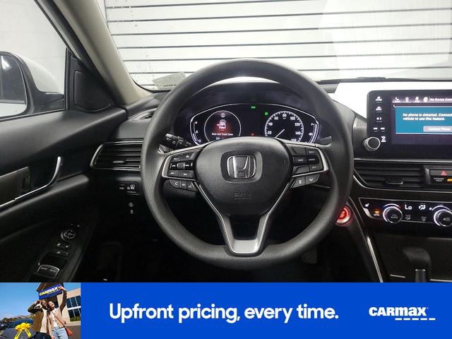 Photo of 2018 White Honda Accord