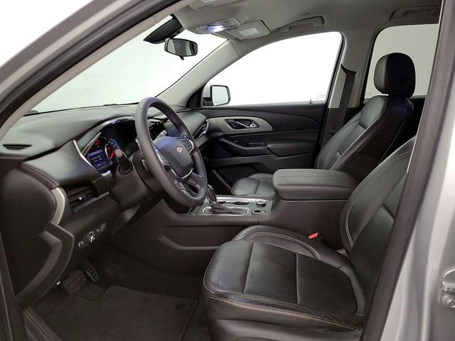Photo of 2020 Gray Chevrolet Traverse