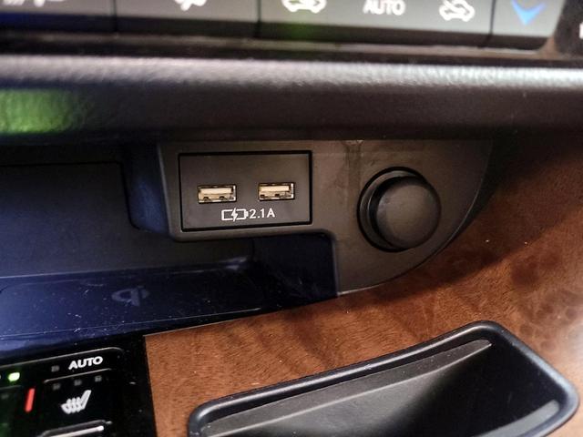 Photo of 2021 Green Lexus RX 350