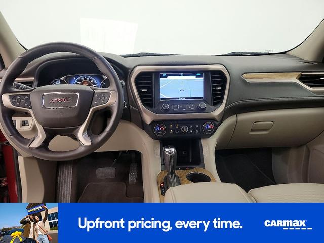 Photo of 2017 Red GMC Acadia