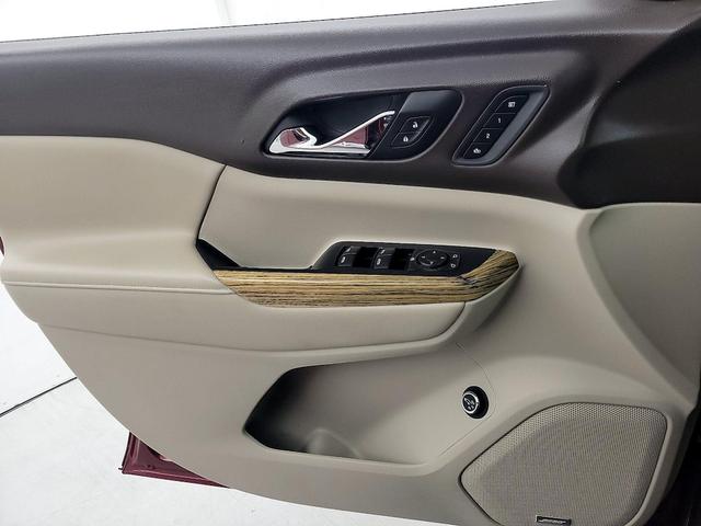 Photo of 2017 Red GMC Acadia