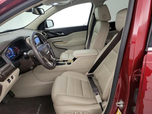 Photo of 2017 Red GMC Acadia