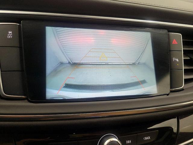 Photo of 2019 White Buick Enclave
