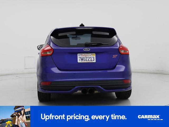 Photo of 2015 Blue Ford Focus