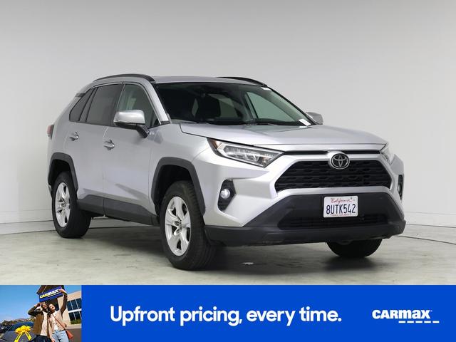 Photo of 2021 Silver Toyota RAV4