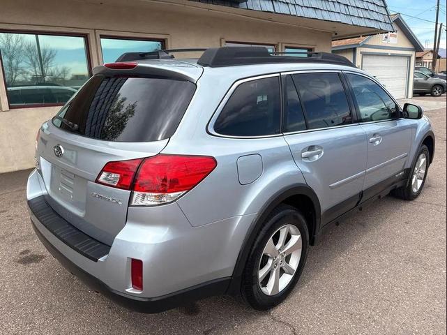Photo of 2014 Ice Silver Metallic Subaru Outback