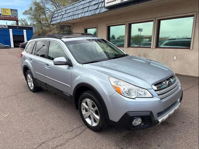 Photo of 2014 Ice Silver Metallic Subaru Outback