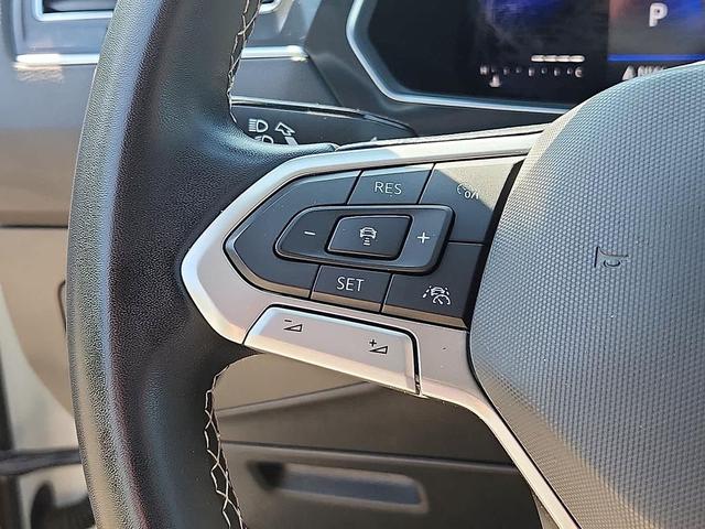Photo of 2022 Platinum Gray Metallic Volkswagen Tiguan
