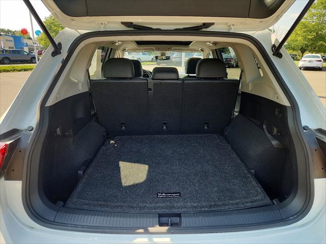 Photo of 2022 Platinum Gray Metallic Volkswagen Tiguan