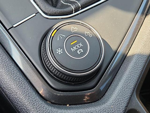 Photo of 2022 Platinum Gray Metallic Volkswagen Tiguan