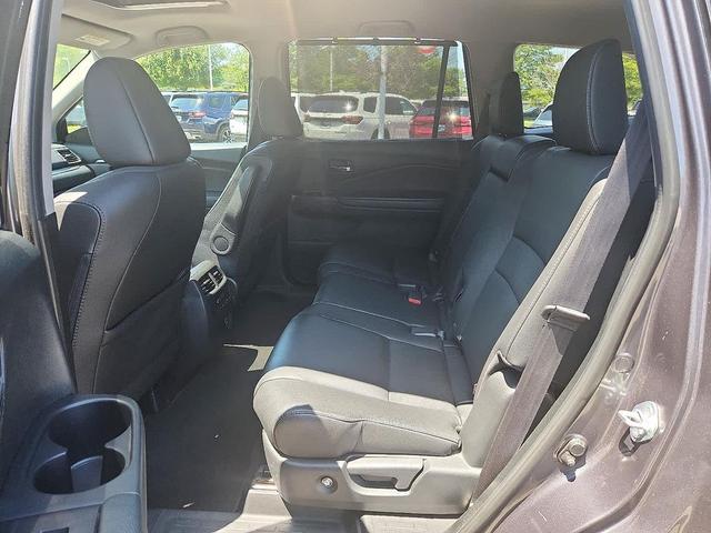 Photo of 2022 Modern Steel Metallic Honda Pilot