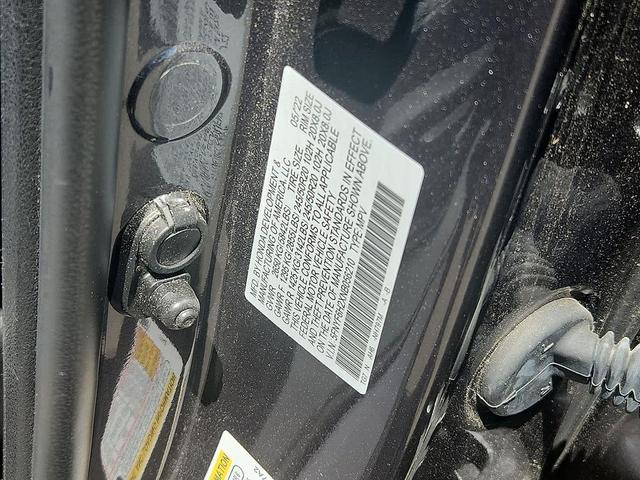 Photo of 2022 Modern Steel Metallic Honda Pilot