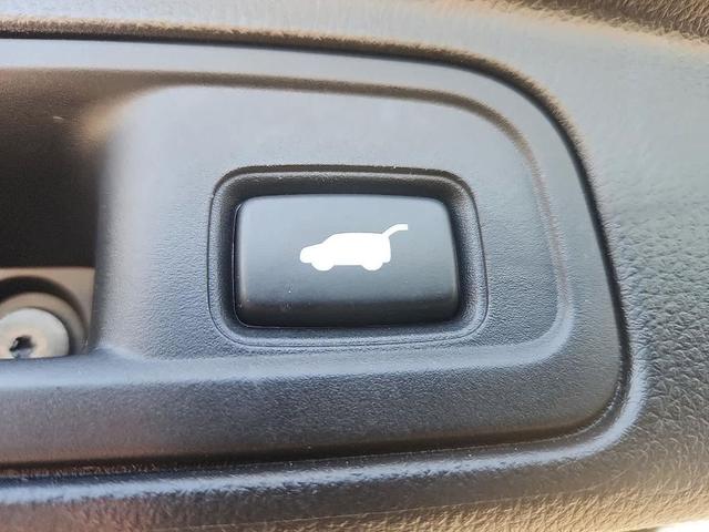 Photo of 2022 Modern Steel Metallic Honda Pilot