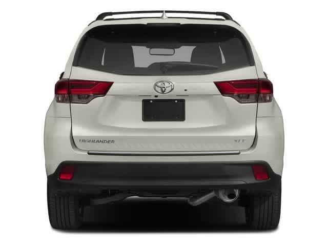Photo of 2017 Alumina Jade Metallic Toyota Highlander