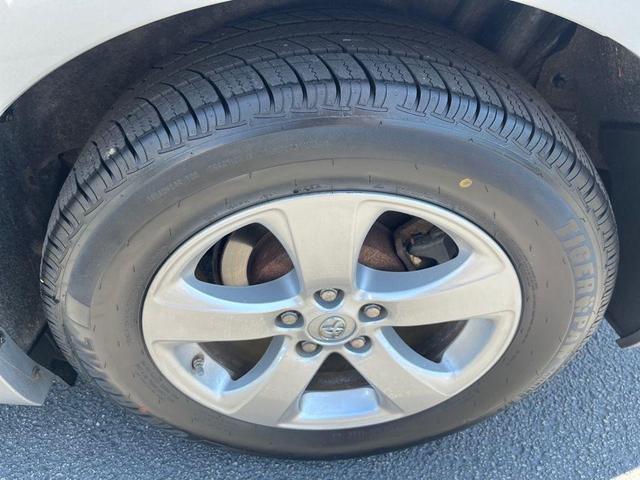 Photo of 2014 Predawn Gray Mica Toyota Sienna