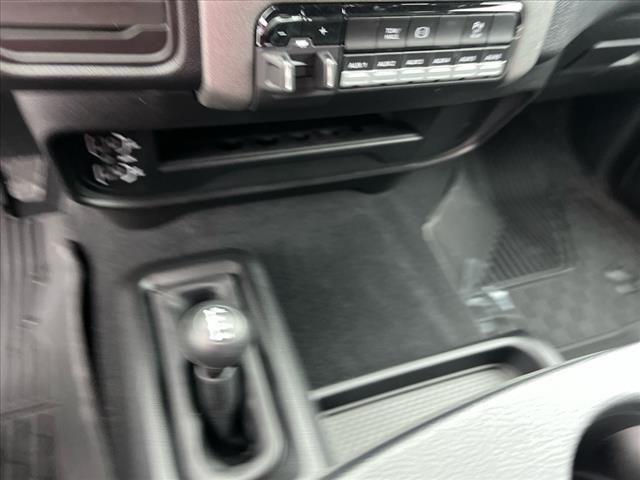 Photo of 2024 Diamond Black Crystal Pearlcoat RAM 2500