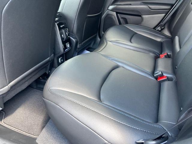 Photo of 2025 Silver Zynith Metallic Clearcoat Jeep Compass
