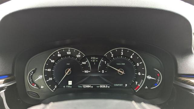 Photo of 2019 Glacier Silver Metallic BMW 530