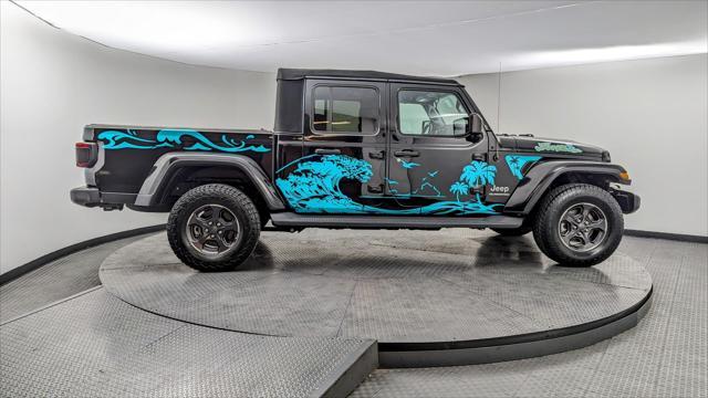 Photo of 2020 Black Clearcoat Jeep Gladiator
