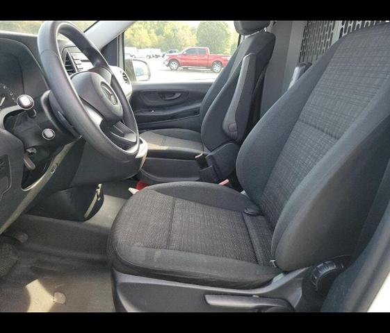 Photo of 2019 Arctic White Mercedes-Benz Metris