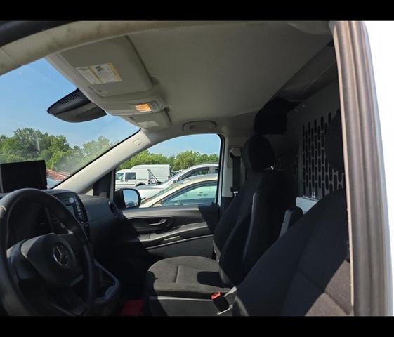 Photo of 2019 Arctic White Mercedes-Benz Metris
