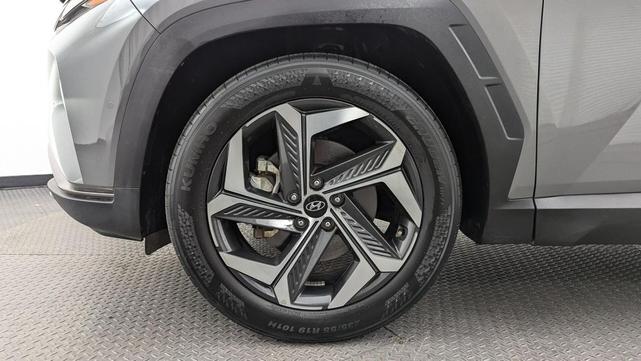 Photo of 2024 Hampton Gray Hyundai TUCSON