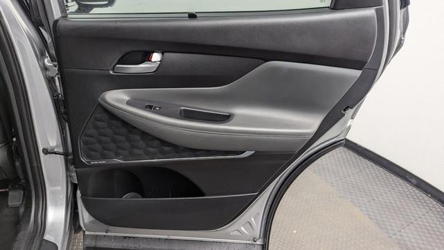 Photo of 2023 Shimmering Silver Hyundai SANTA FE