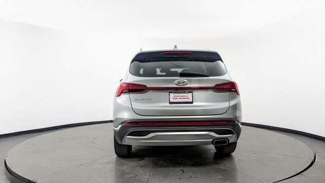 Photo of 2023 Shimmering Silver Hyundai SANTA FE