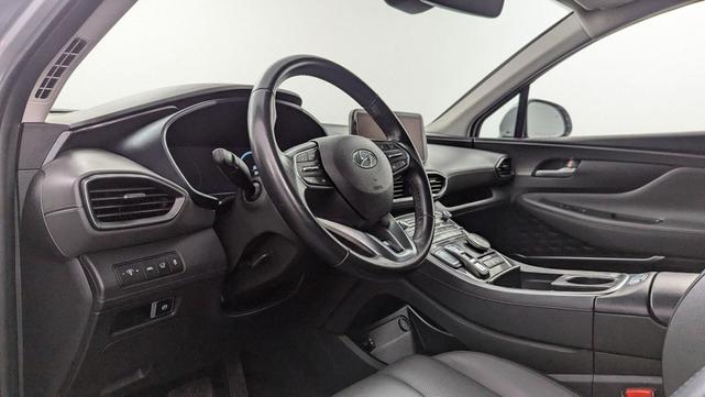 Photo of 2023 Shimmering Silver Hyundai SANTA FE