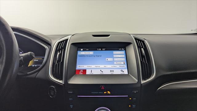 Photo of 2019 Baltic Sea Green Metallic Ford Edge