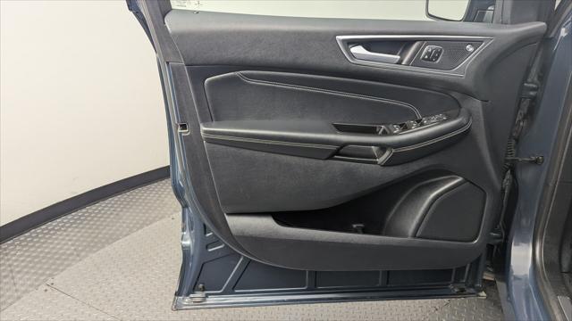 Photo of 2019 Baltic Sea Green Metallic Ford Edge