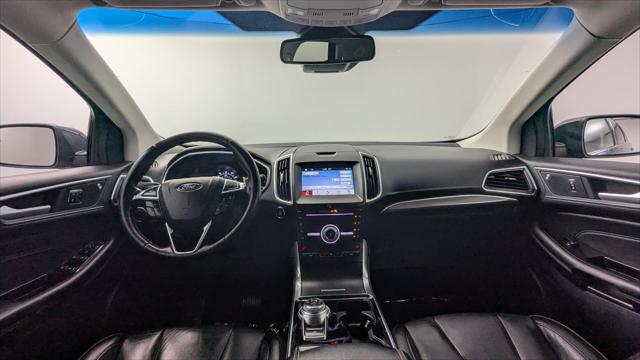 Photo of 2019 Baltic Sea Green Metallic Ford Edge